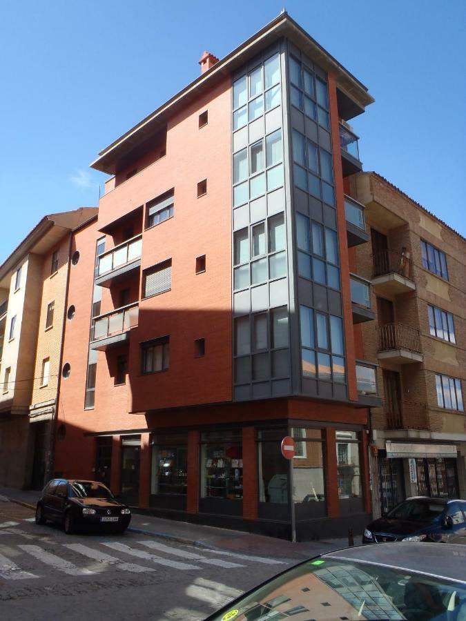El Balconcito De San Millan Apartment เซโกเวีย ภายนอก รูปภาพ